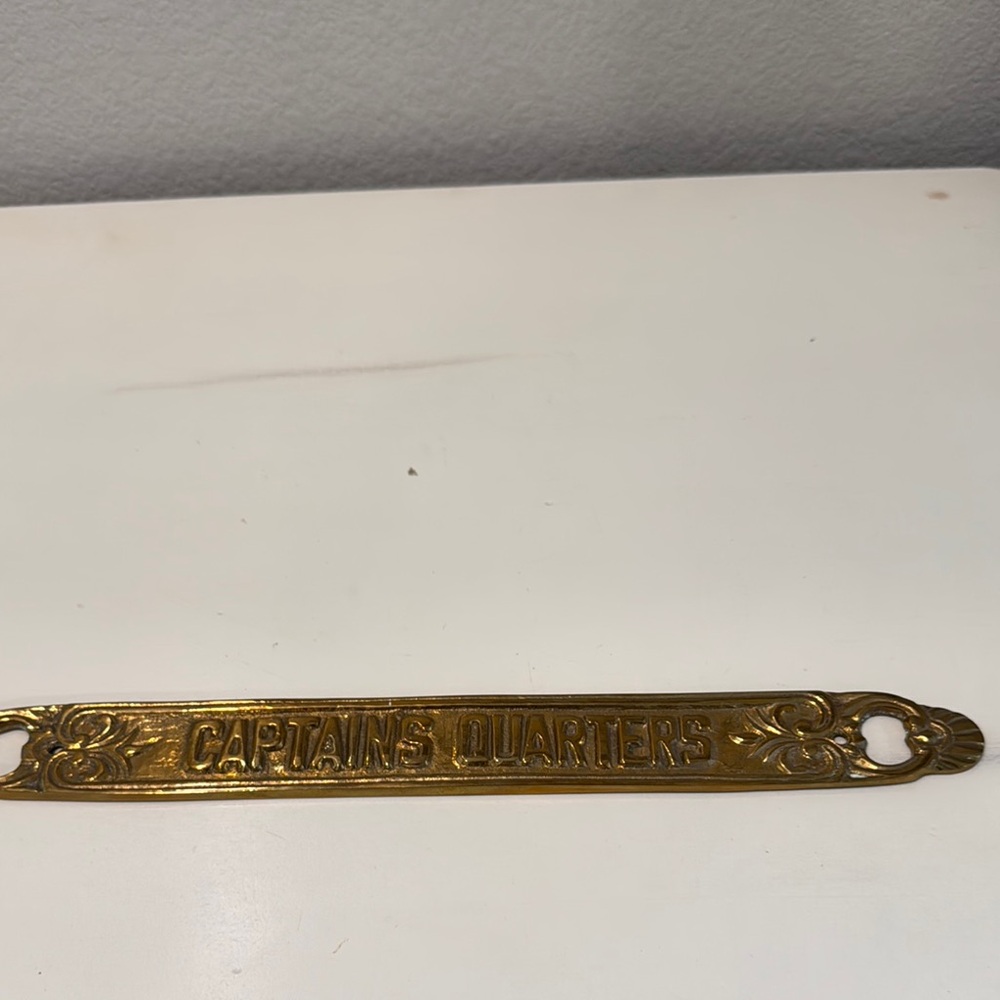 Solid Brass "CAPTAINS QUARTERS" Door Plate
